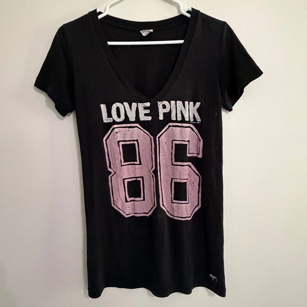 VS PINK Y2K T-Shirt Varsity Style Sporty Black Pink Dog Logo 2010 Size S